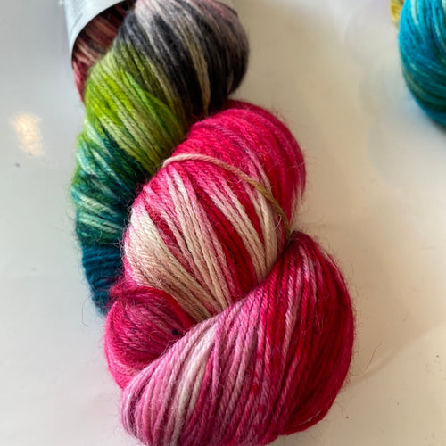 Lang Alpaca SOXX 4Ply Hand dyed 1132.0005