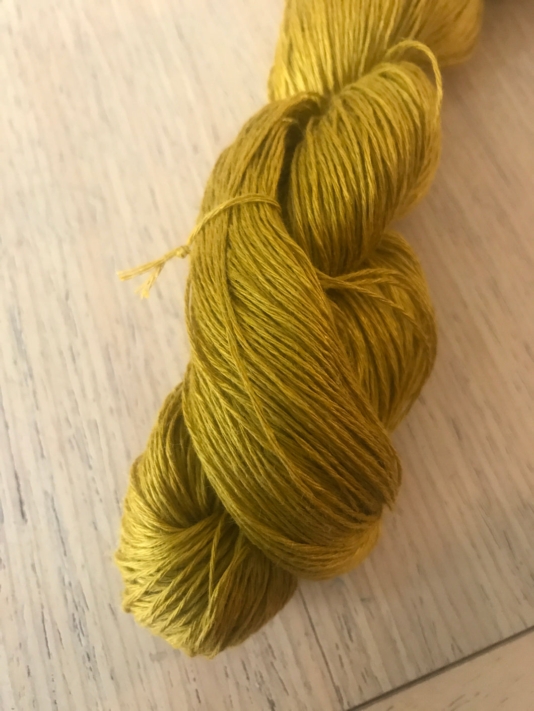 Lithuanian linen yarn by Midwinter colour 6.11